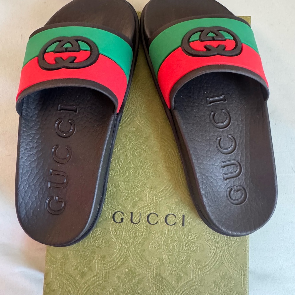 Gucci Black and Red Rubber Sandals